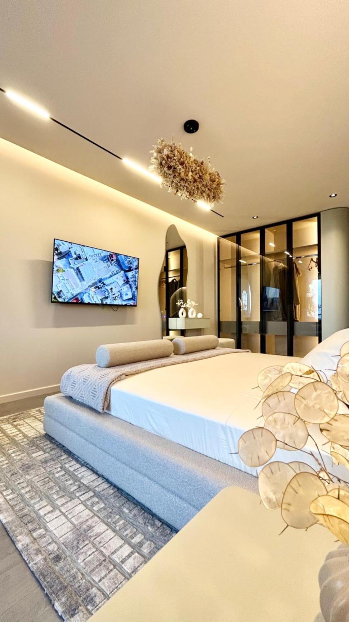 Penthouse View * Durrës
